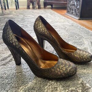 Giuseppe Zanotti Bronze Scaled Leather Pumps